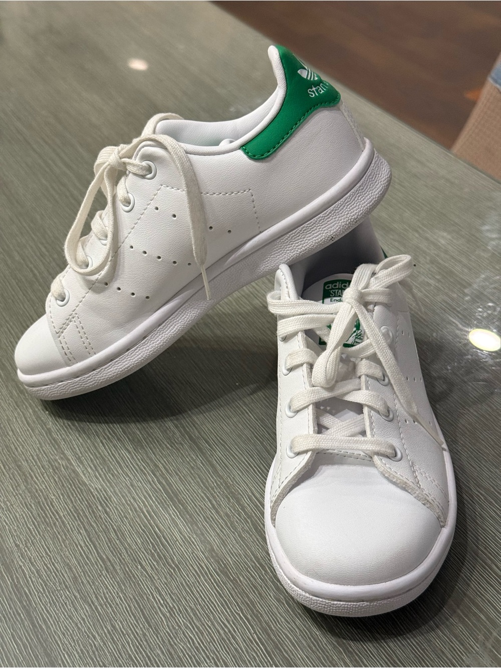 adidas Stan Smith Kids White Sneakers with Green Heel Tab